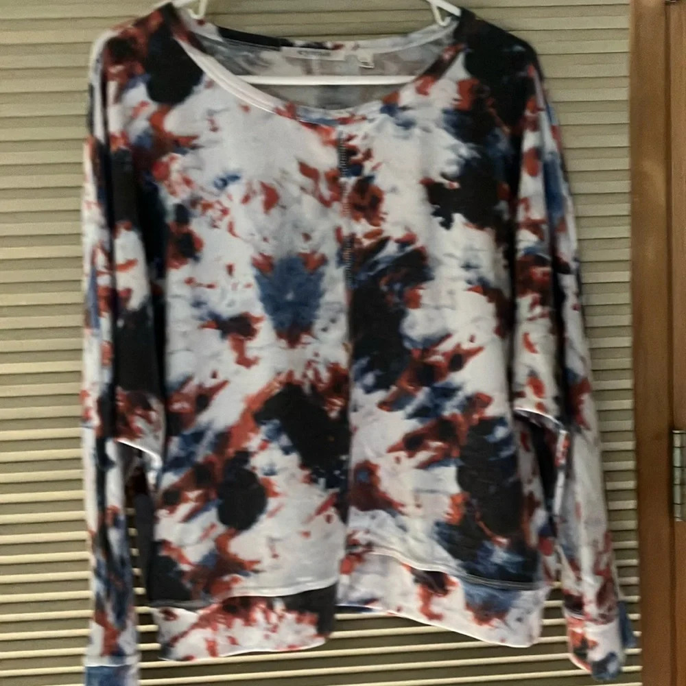 Cyrus Super Soft Tie Dye Top..Size L preowned